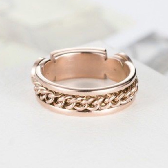 CZ Chain Roman Numeric Band 18K Rose Ring - Picture 4 of 8